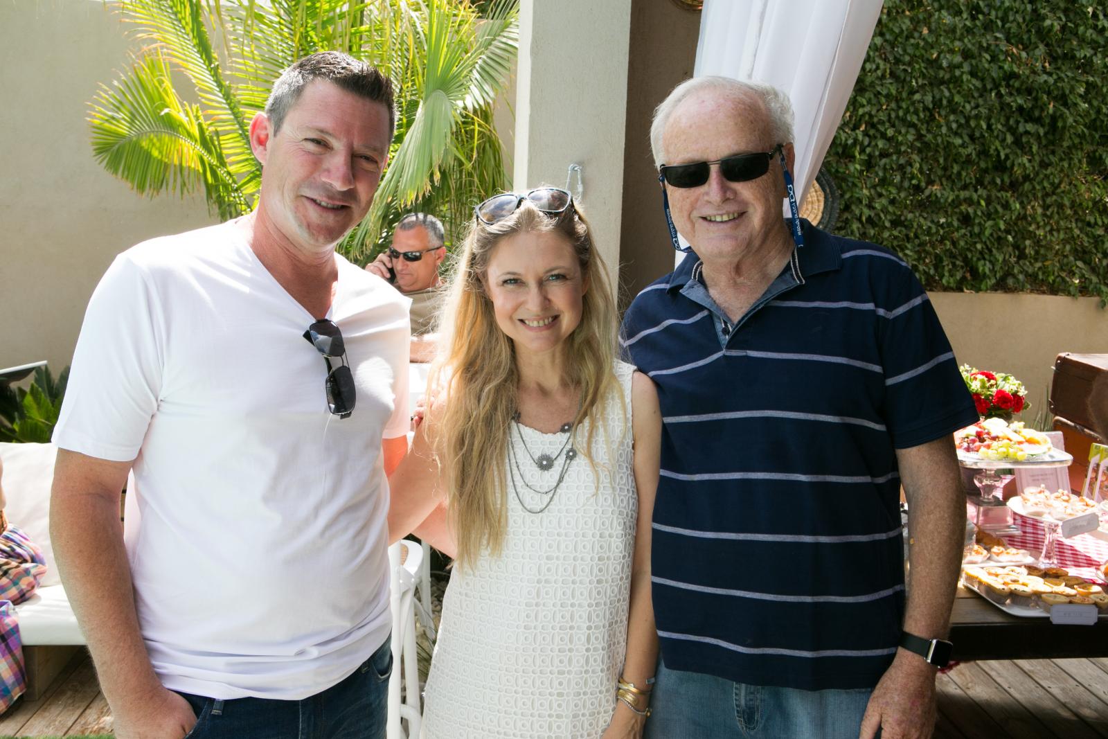 אשר גרינבאום, מיכל ינאי וקובי אמויאל (צילום: דיאגו מיטלברג)