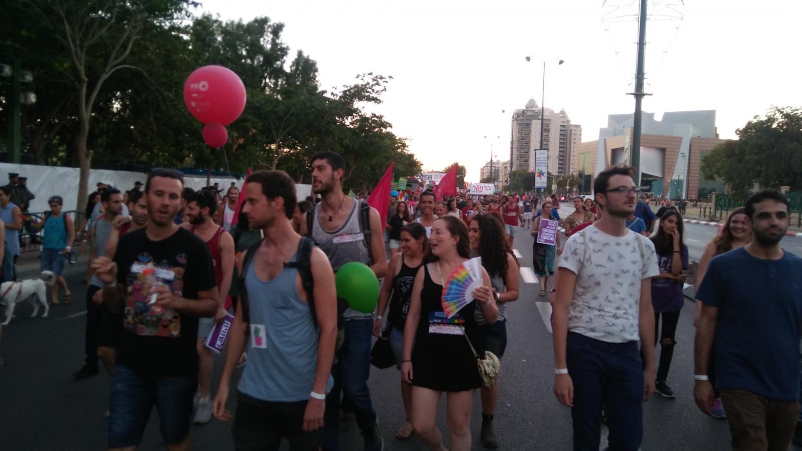 מצעד הגאווה הראשון בב''ש, לפני שנה (צילום: דני בלר)