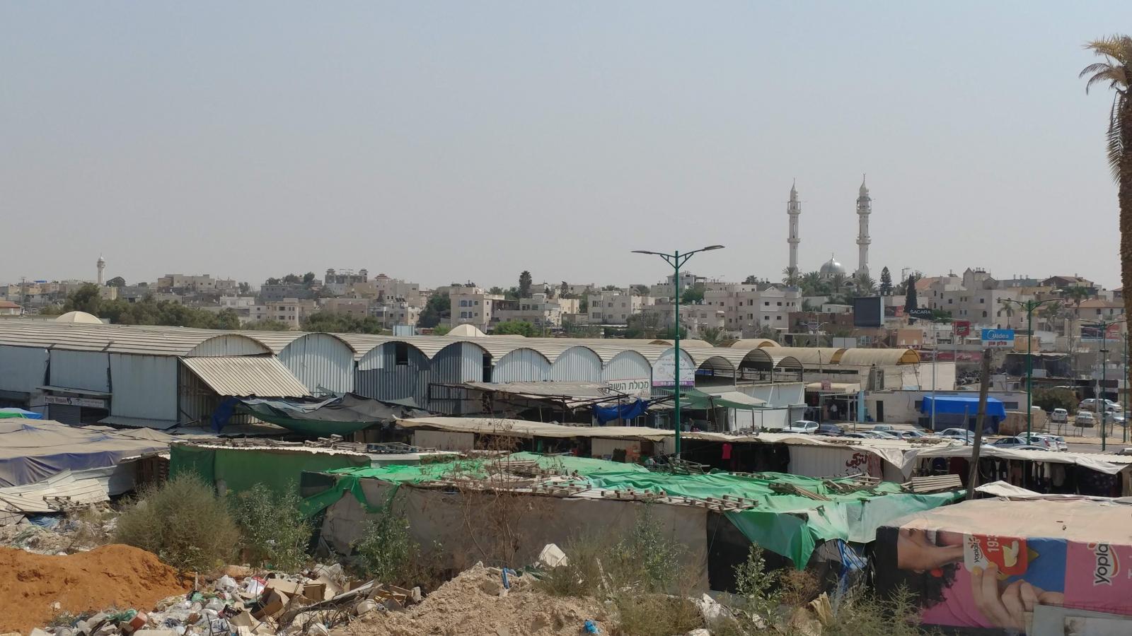 העיר רהט. נתונים כלכליים קשים (צילום: דני בלר)