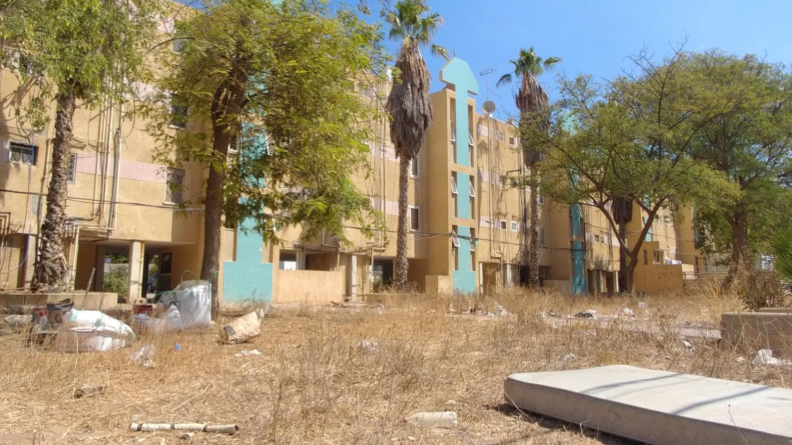 רח' גוש עציון. הזנחה רבת שנים (צילום: דני בלר)