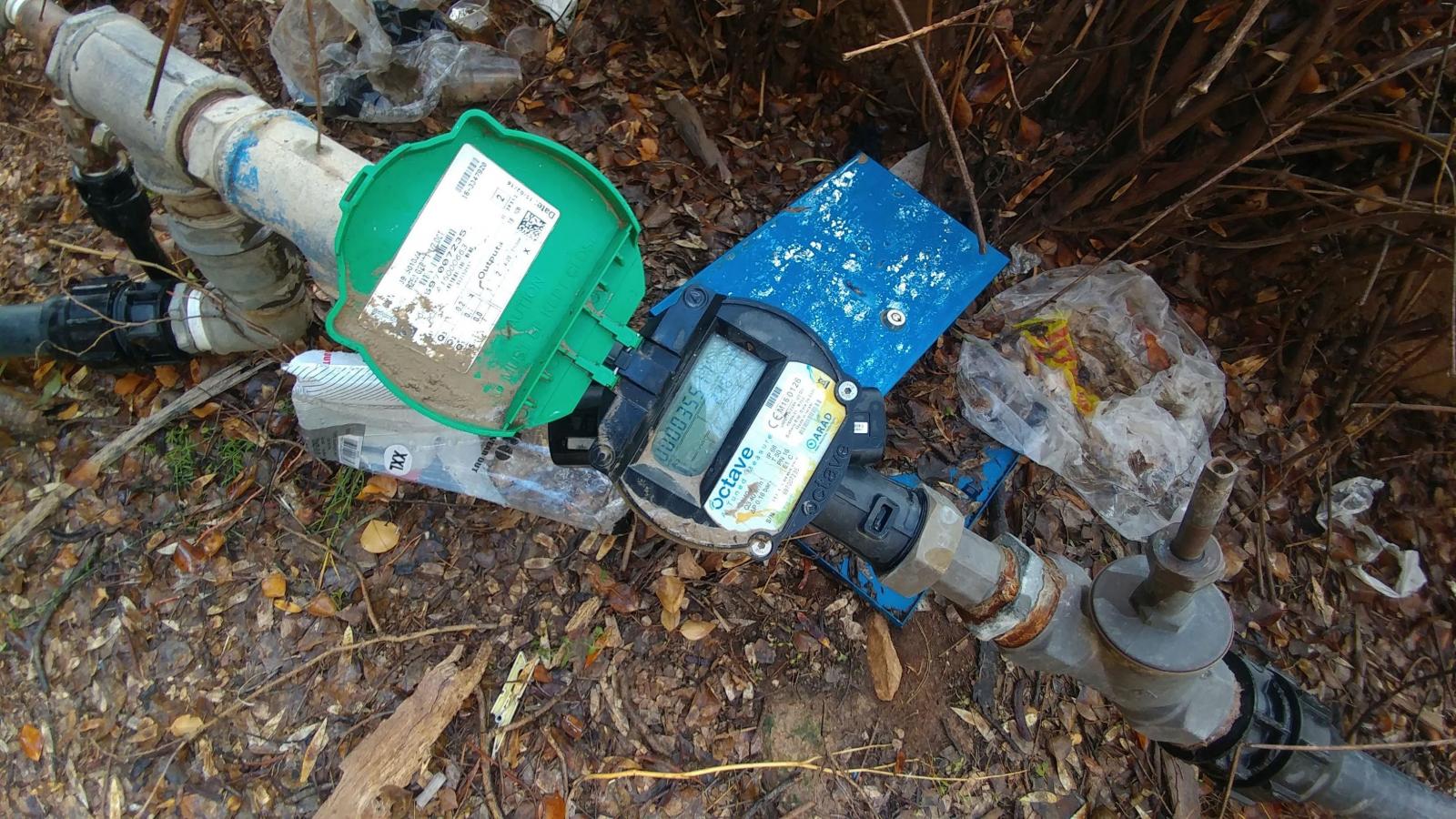 אין מים, אבל יש מד מים דיגיטלי (צילום: דני בלר)