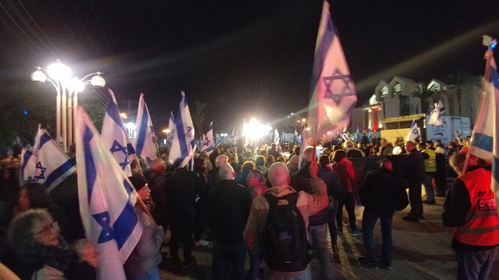 הפגנה בבאר שבע (צילום: דני בלר)