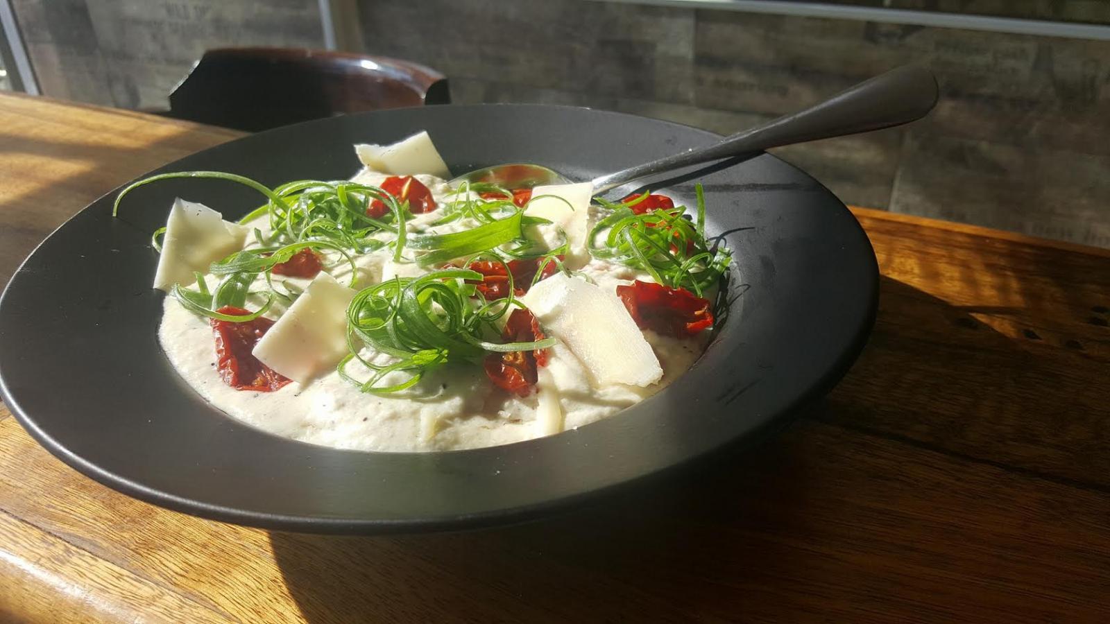 אוכל מנחם, טעים, שובה עין ולב