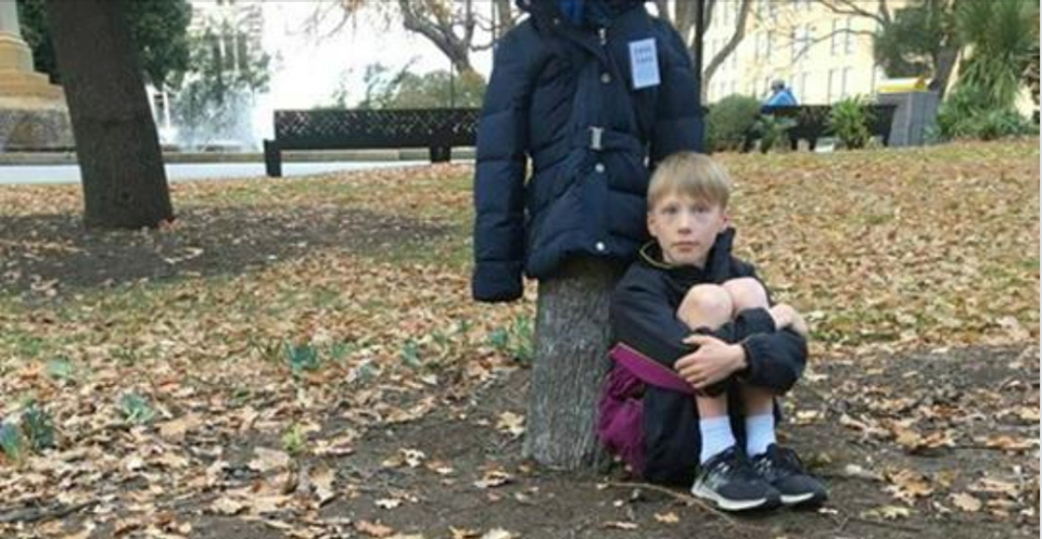 אוליבר אדווארדס (מתוך עמוד הפייסבוק FREE ON A TREE ׂׂ)