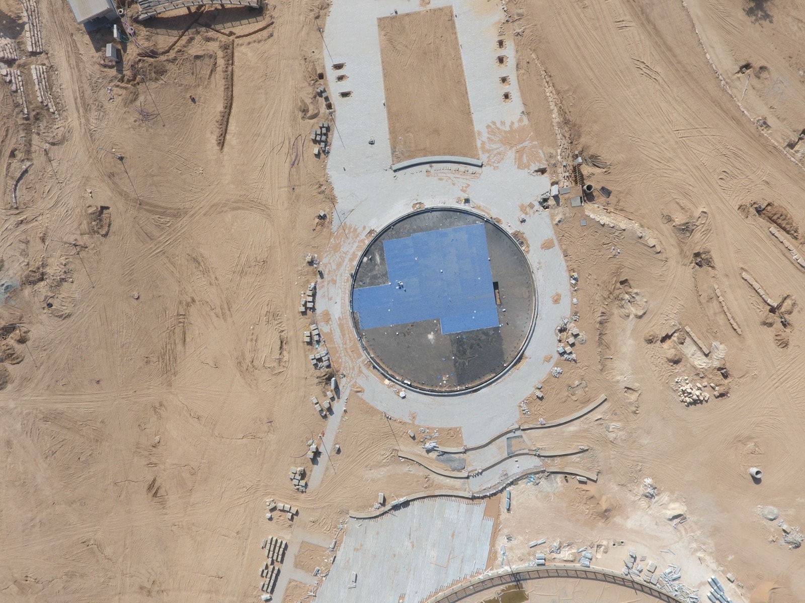 עבודות הפיתוח של האגם (מבט אווירי) (צילום: פייסבוק החברה הכלכלית)