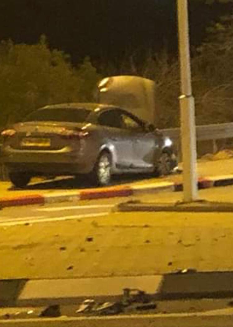 הרכב השני שהיה מעורב בתאונה (צילום: אילן חתואל)