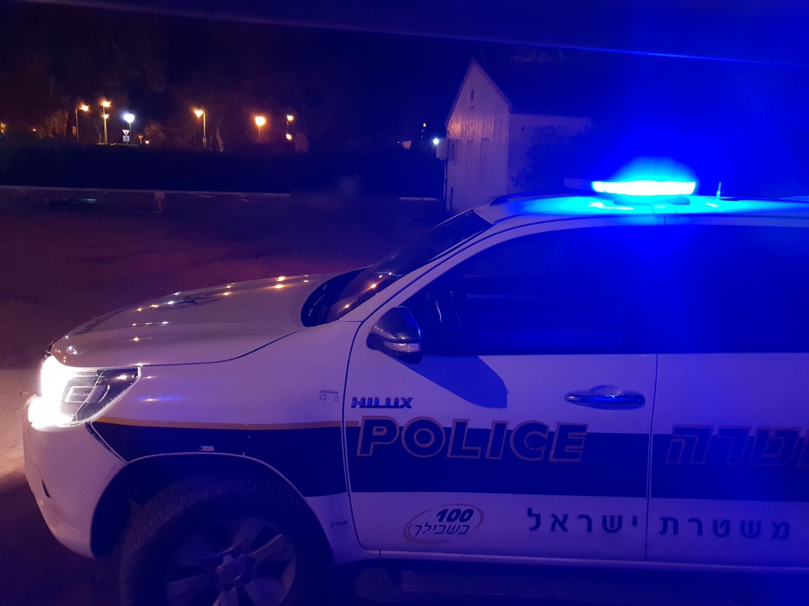 כוח משטרה, הערב, בזירת אחד האירועים (צילום: דוברות המשטרה)