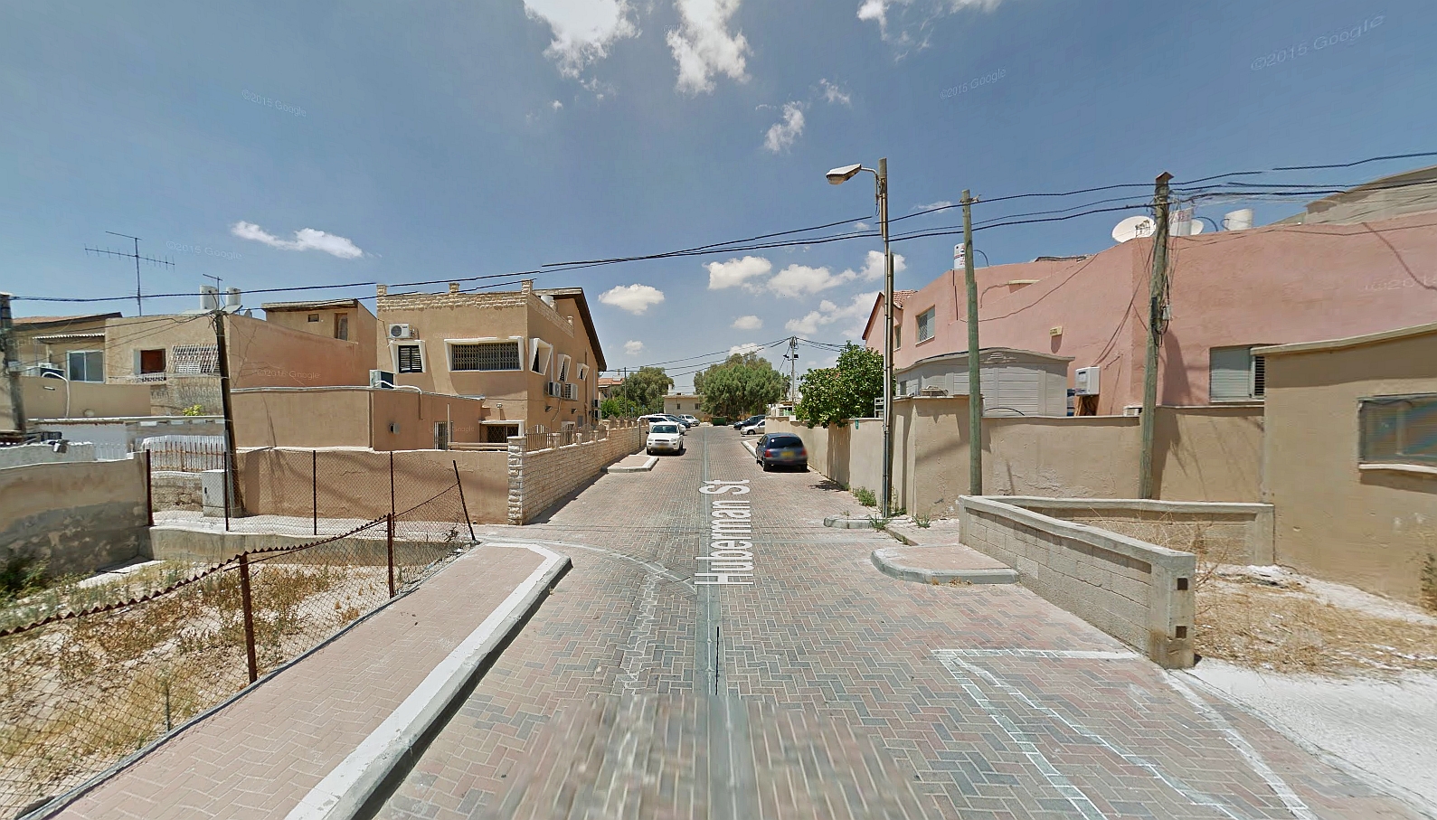 רחוב הוברמן בבאר שבע, בו נדקרו שלשה צעירים (צילום: גוגל מפות)