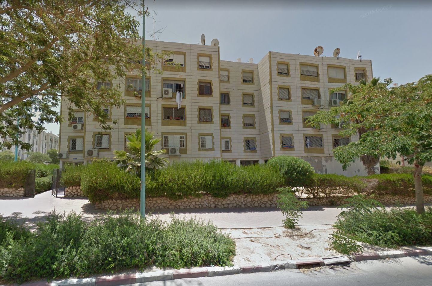 הדירות ברח' יעקב דורי (צילום: גוגל מפות)