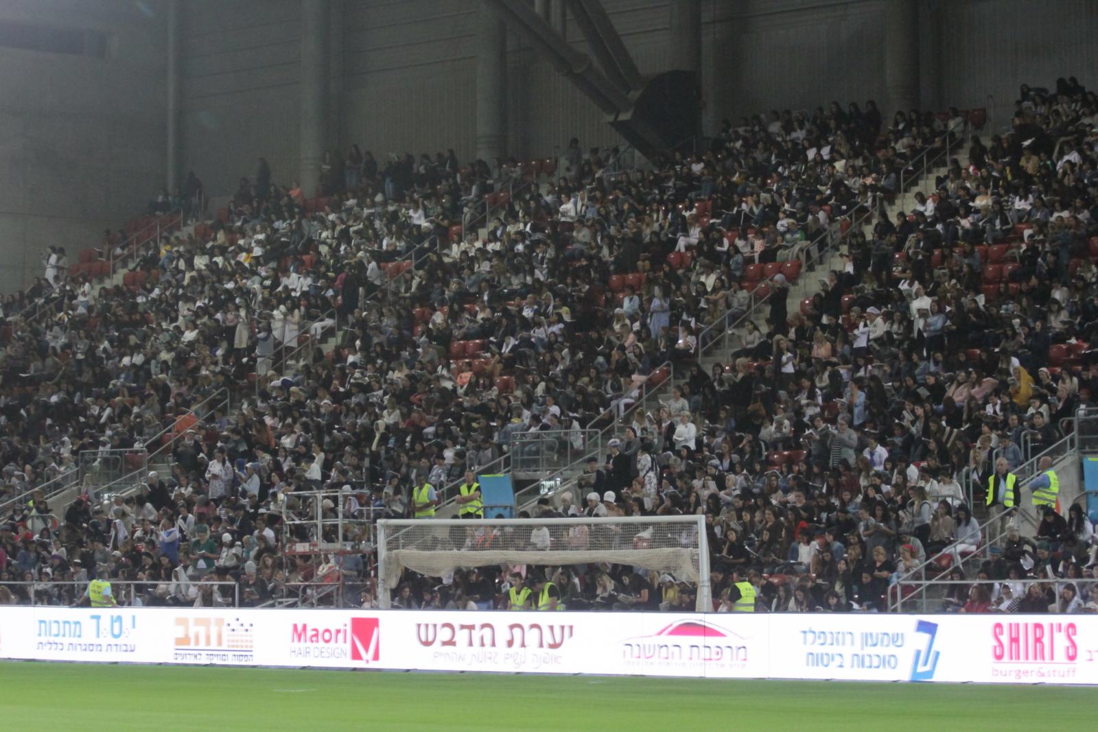 8,000 משתתפים באירוע הסליחות השנתי (צילום: בן בודה)