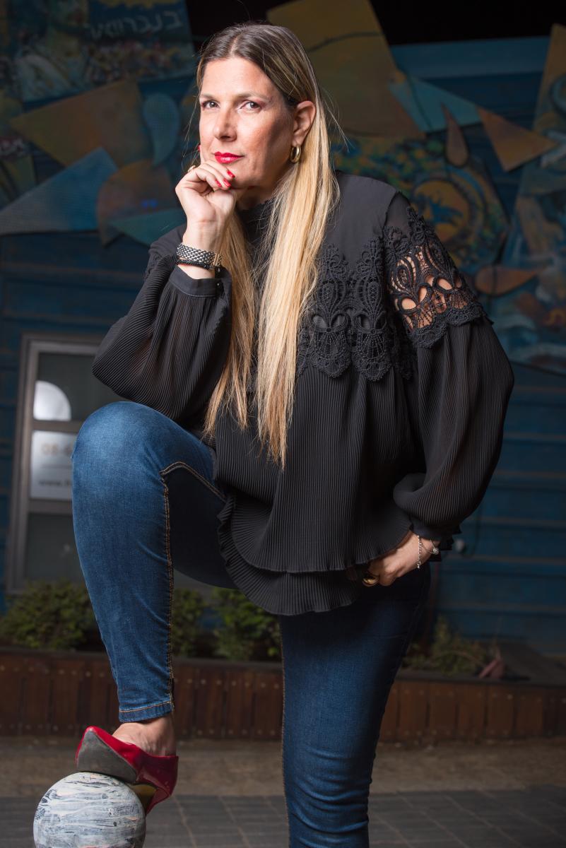 לא בעד פוליטיקה: ''אני לא טובה בזה, אני מעריכה את ראש העיר שלנו'' (צילום: מרום אוחיון)