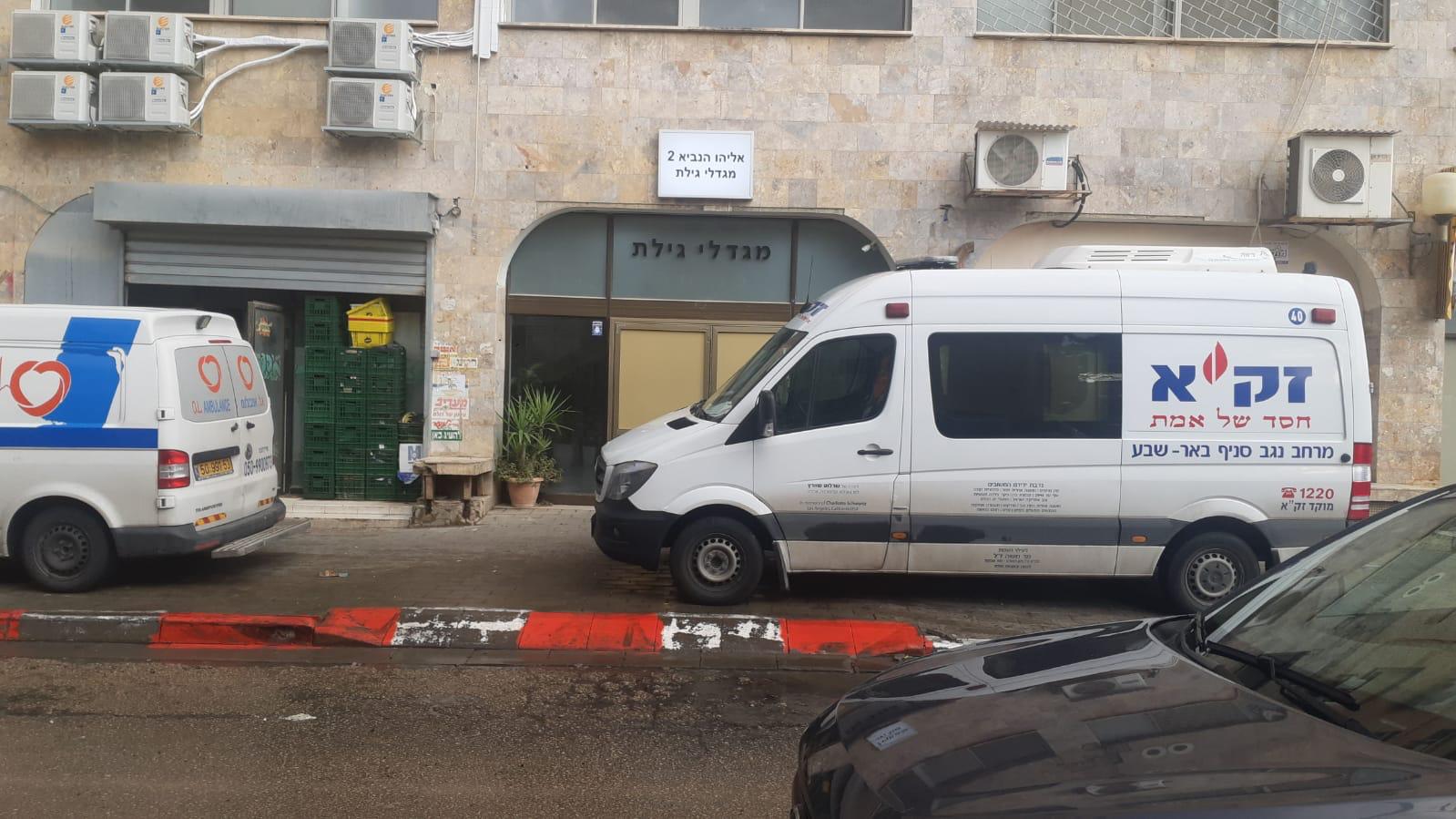 רכב של זק''א בזירת האירוע (צילום: דוברות זק''א)