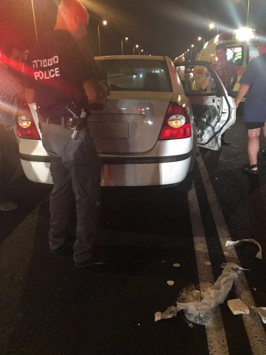 הרכב שנפגע בצומת גורל (צילום: דוברות המשטרה)