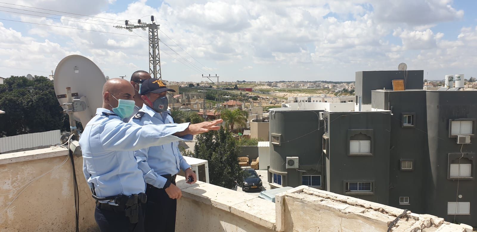 כוחות משטרה בזירה (צילום: משטרת ישראל)