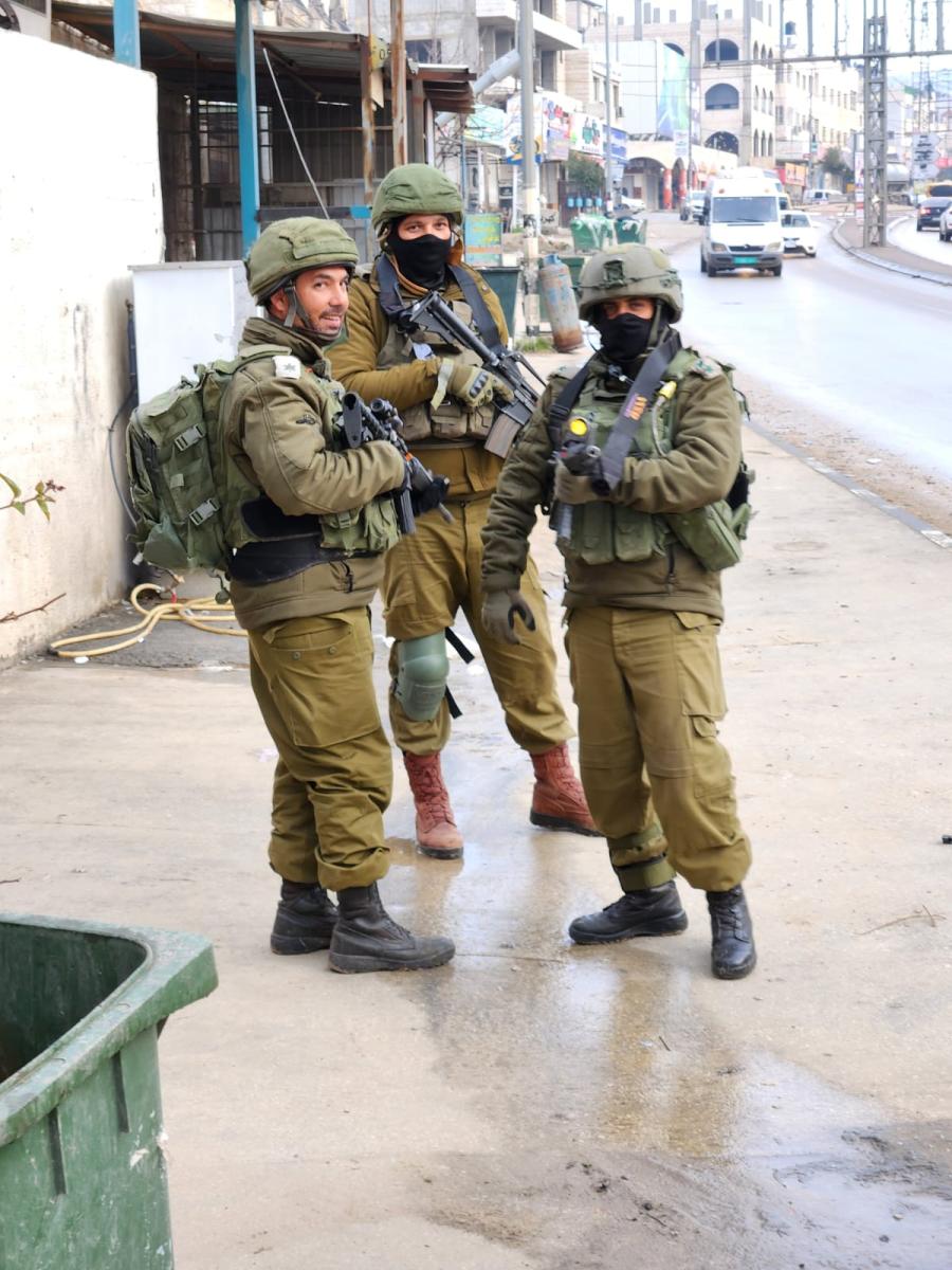 שמעון טובול בשכם (צילום עצמי)