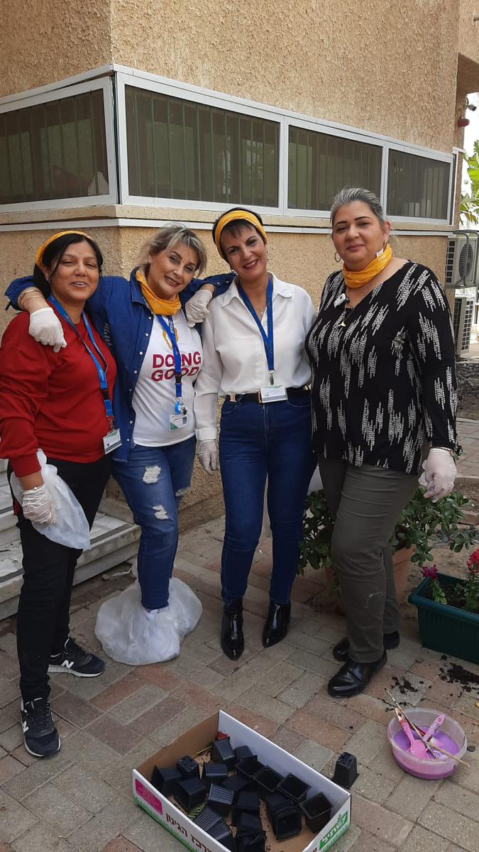 עובדי כללית מחוז דרום (צילום: דוברות כללית)