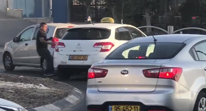 רגע התקיפה (צילום מסך)