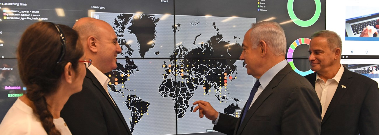 ראשההממשלה בביקור מטה הסייבר הלאומי (צילום: קובי גדעון: לשכת העיתונות הממשלתית)