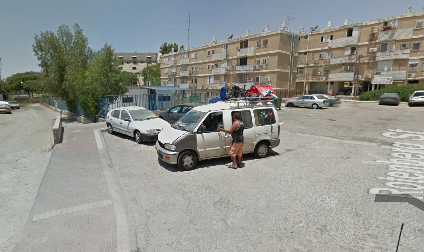 בתים ברחוב רוטנברג. סביבה סטודנטיאלית (צילום: גוגל מפות)