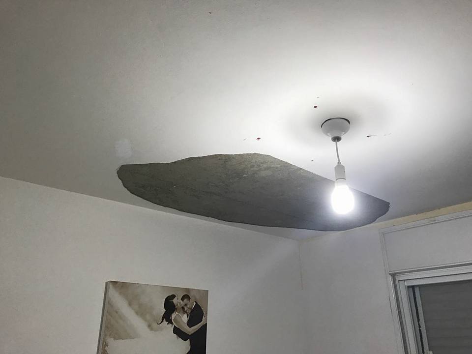 התקרה. מי מפקח על תקינות השיפו? (צילום: ורד דפנה)