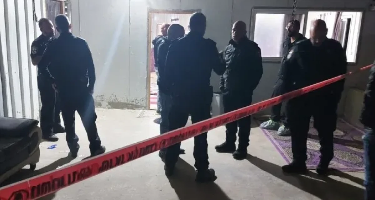 אישה נרצחה בדקירות, סריקות אחר חשודים