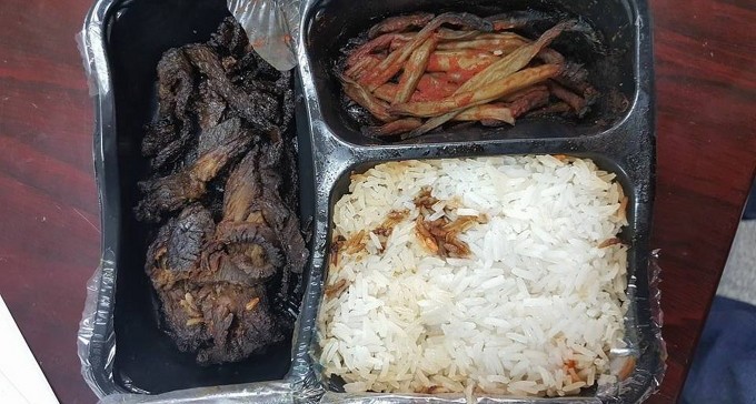 לא להאמין: זה מה שתלמידים קיבלו לארוחת צהריים