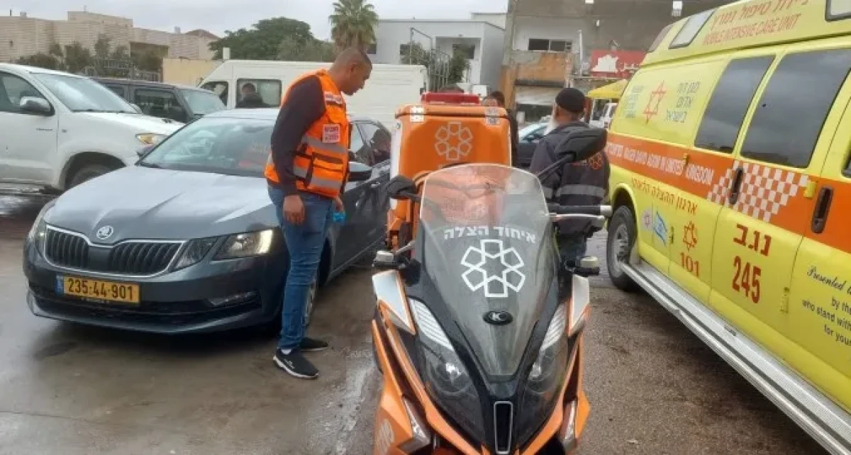 צפו: פצועי דקירה בקטטה בין תלמידים