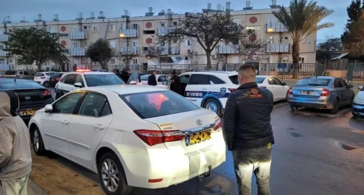 בן 22 נדקר במרכז גילת, המשטרה חוקרת את הרקע