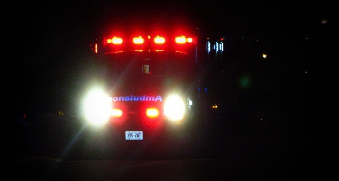 שלשה צעירים נדקרו בקטטה בשכונה ב'