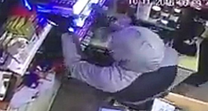 תיעוד: שוד בתחנת דלק עומרים