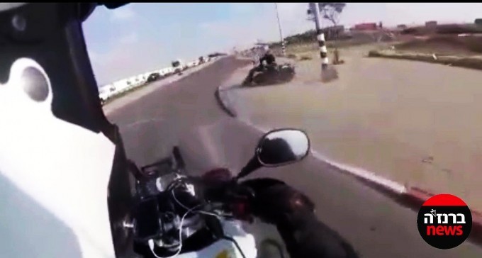 צפו במערב הפרוע ברחובות ב''ש: המרדף המשטרתי נגמר בתאונה