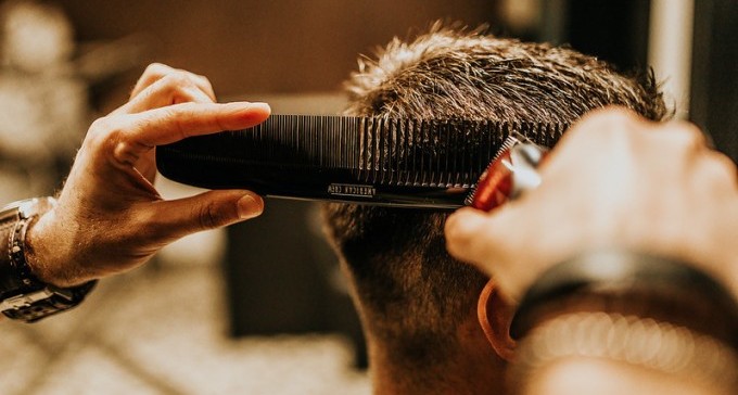 צו סגירה למספרה שלא צייתה לצו הבריאות העם