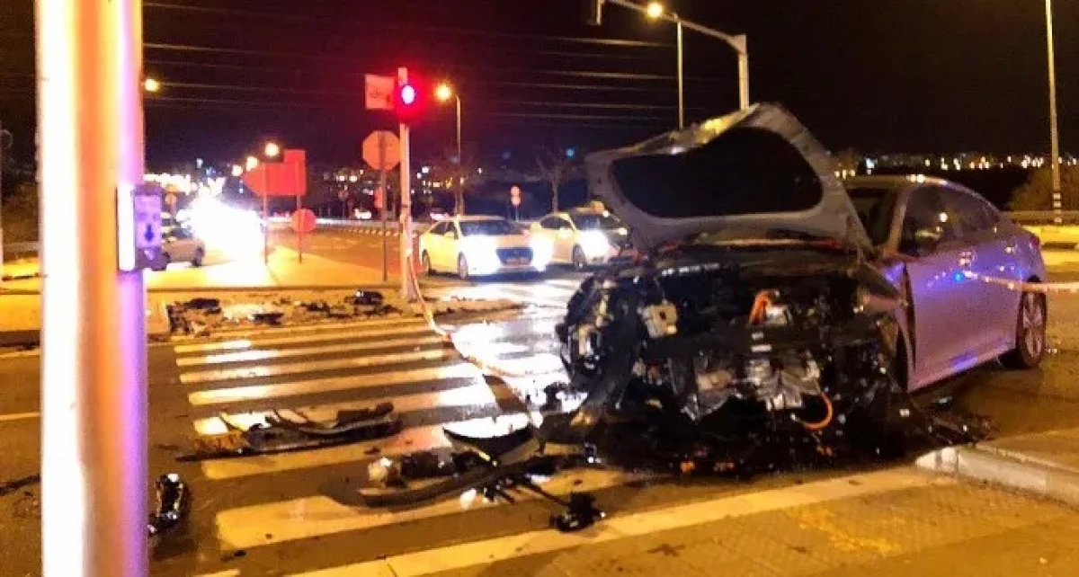 סכנת חיים: רוב הנהגים בב''ש מתעסקים בדברים אחרים בזמן הנהיגה