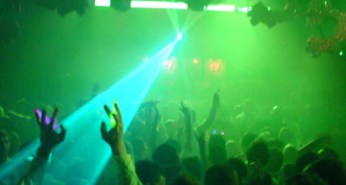 סערת חיי הלילה: המשטרה סגרה שני מקומות בילוי בבאר שבע