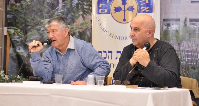 החצר האחורית: הריסות הבתים ולימודים בשטחים - גרמו להקצנת הבדואים