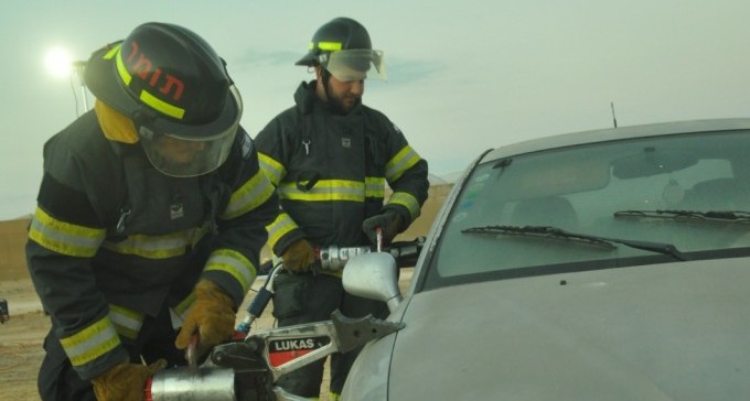 ניסה לברוח מזירת התאונה, נפל לתעלת ביוב