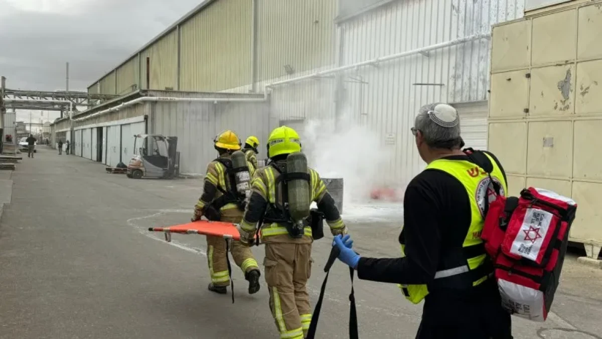 פיצוץ במפעל בדימונה, יש נפגעים מחומר מסוכן