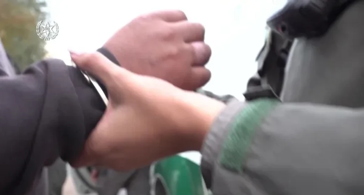 צפו: אב ושני בניו  נעצרו בעקבות פרשה חמורה