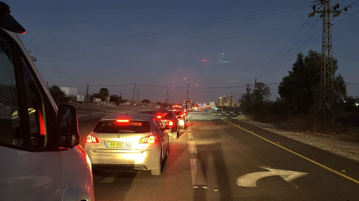 פקקי ענק וסכנות בכביש באר שבע-חצרים: ''שעה שלמה לנסוע כמה קילומטרים''