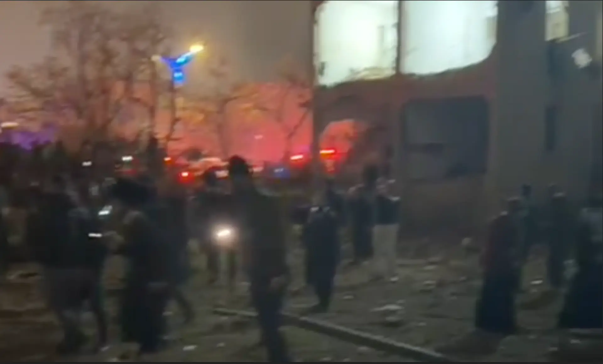 Падения и масштабные разрушения в Араде: В городе был объявлен режим массового происшествия