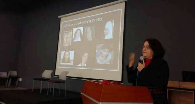 ''קשר שתיקה אופף את מצוקת הנערות במגזר הבדואי''