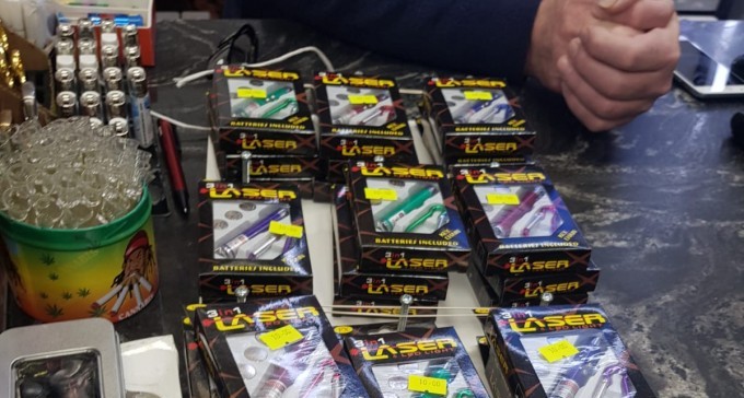 השיטור העירוני בב''ש החרים עשרות צעצועים מסוכנים