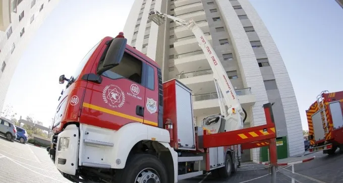 מה עושים כשיש שריפה במגדל מגורים?: תרגיל כיבוי נערך בב''ש