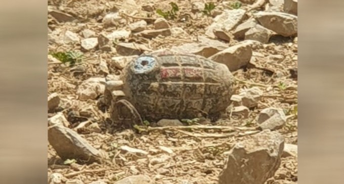 משחק מסוכן: נער מצא רימון רסס בבית עלמין, הביא אותו הביתה