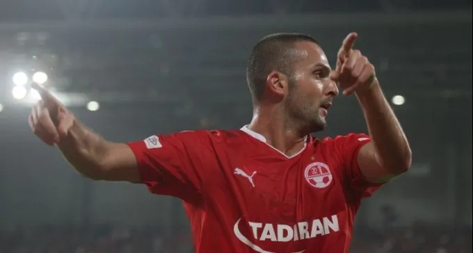 להשיג רק ניצחון ובכל הכח לשוב למקום הראשון