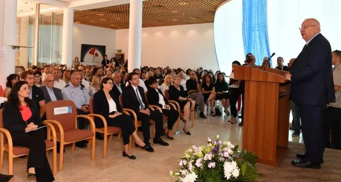 נשיא המדינה ביקר בבית המשפט הקהילתי בב''ש, חלוצת הפרויקט