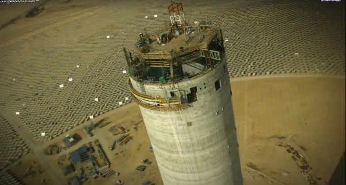 כחלון התלהב מהחווה הסולארית בנגב, אך הדרך לאנרגיה נקיה בארץ ארוכה