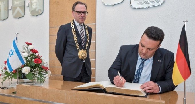 40 שנה לברית הערים התאומות באר שבע – וופרטל (גרמניה)