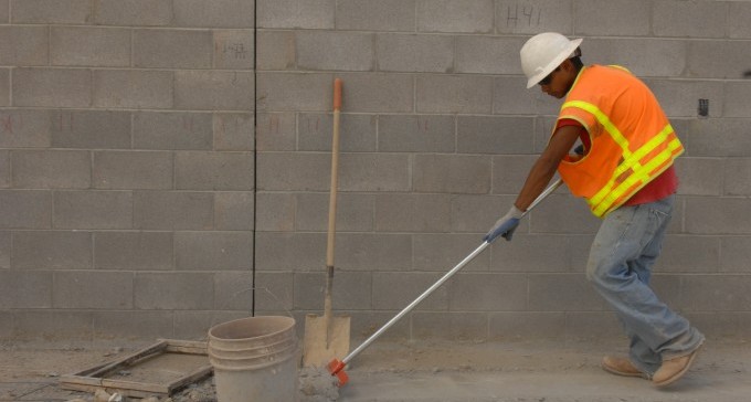 הדרום מוביל במספר המשרות הפנויות. אז איך יש בו מובטלים?