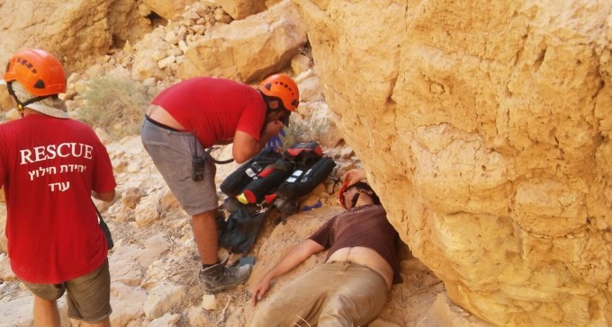 דרמה בנחל אשלים: 70 מטיילים אבדו - וחולצו לפני כניסת השבת